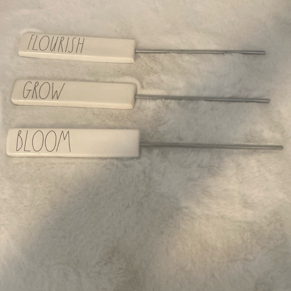 Rae Dunn 3 Garden Stakes